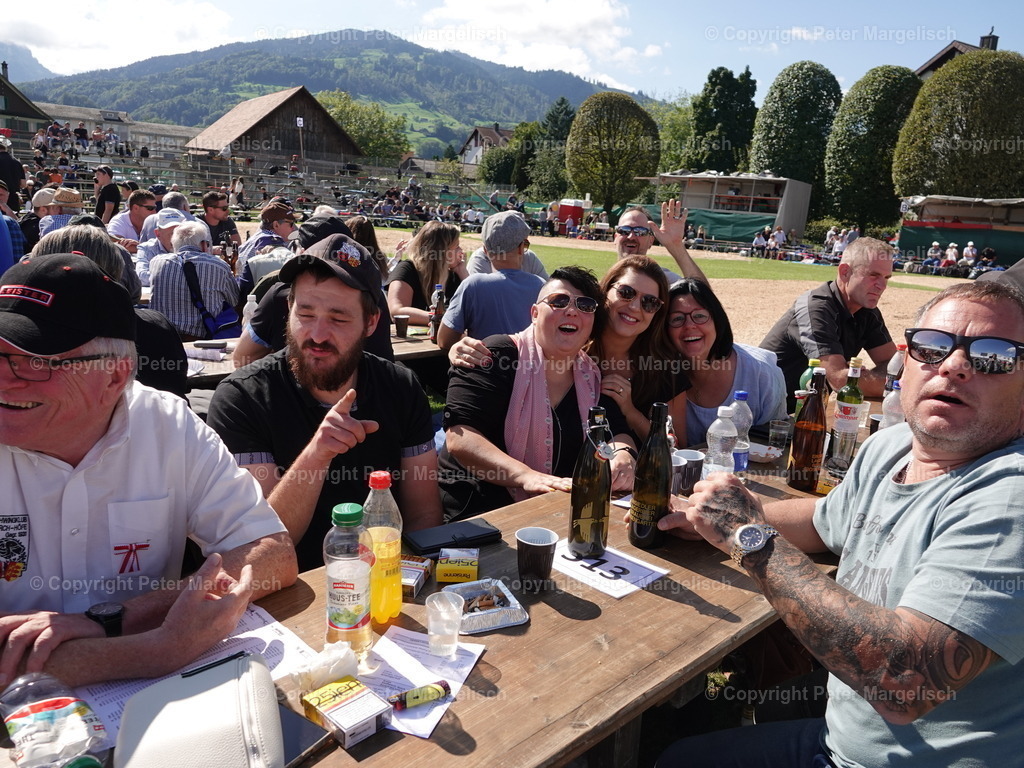 DSC05575 | Schwingen - Realisiert mit Pictrs.com