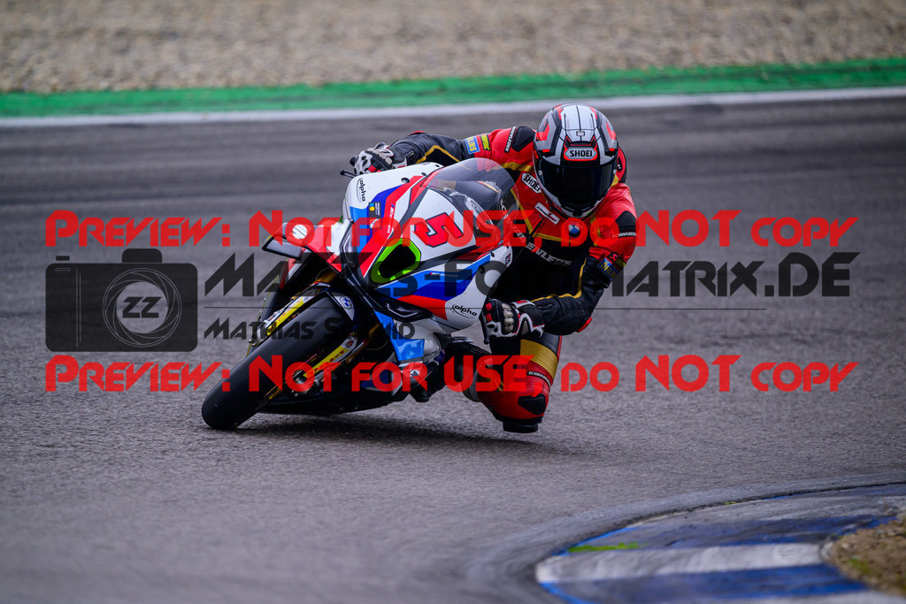 MaZZes_Fotomatrix_20250421_6007705_7641 | WEISS