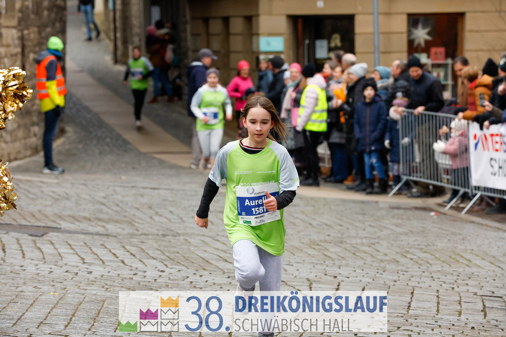 1700m Stadtwerke Jugendlauf | 3 Koenigslauf 2024 1700m Stadtwerke Jugendlauf - Realisiert mit Pictrs.com