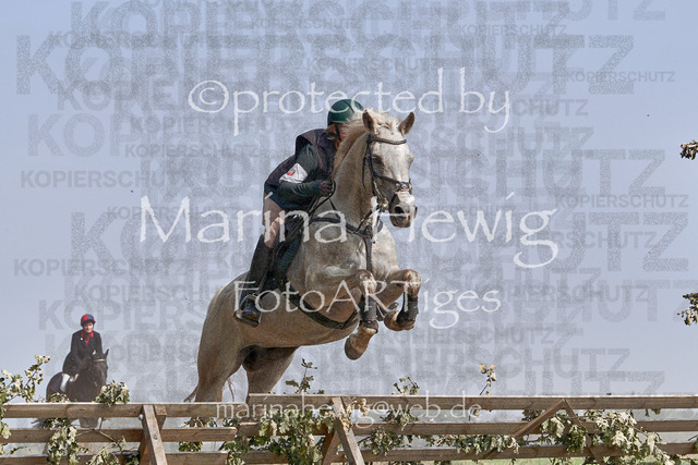 09-23 Jagd Perdöl_MCH0092_Marina Hewig | Fotografie, FotoArt, PferdesportArt, Pferdesportfotografie, Landschaftsfotografie, Reisefotografie, Reise, Pferde - Realisiert mit Pictrs.com