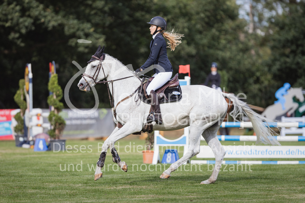 220714_LC_Stil-A2-233 | Deine schönsten Turniermomente als professionelle Fotos! Entdecke hochwertige Pferdesport-Fotografie im Online-Shop. Jetzt Fotos finden & bestellen!