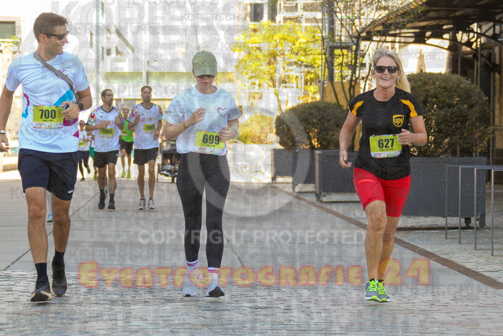 240921_1329_EV4_8388 | Sportfotografie im Rhein-Sieg Kreis, Köln, Bonn, NRW, Rheinland Pfalz, Hessen, etc. Unser Tätigkeitsfeld umfasst den Laufsport vom Volkslauf über den Marathon, Duathlon, Triathon bis zum Ultralauf wie Kölnpfad Ultra oder Schindertrail.