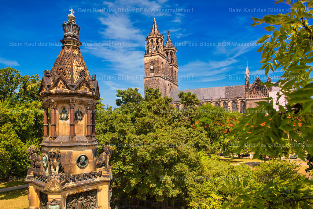 Magdeburg Kriegerdenkmal 1870 im Fürstenwallpark und Dom mit Himmel-2 | Kriegerdenkmal 1871 im Fürstenwallpark und Dom - Realisiert mit Pictrs.com