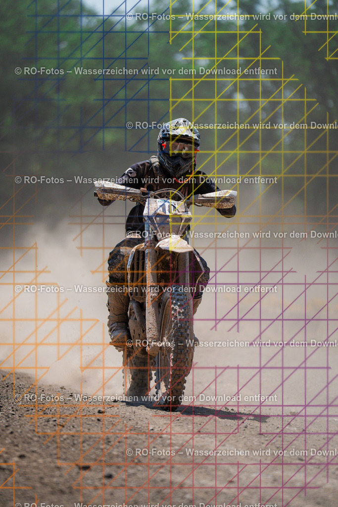 5 Lauf Schlüchtern IGE 2026-852 | Sportfotografie von RO-Fotos: Motorsport, Motocross, Enduro, Laufveranstaltungen und Triathlon. Professionelle Fotos von Sportlern und Events. - Realisiert mit Pictrs.com