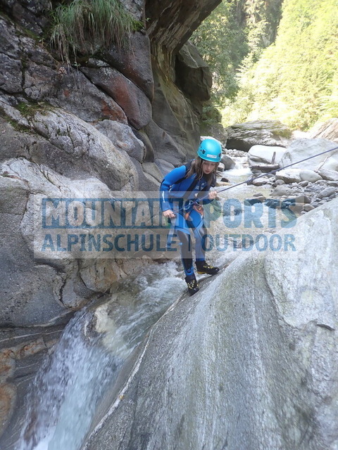 P7300053 | Bestelle die Bilder deines Berg- oder Wasser-Abenteuers mit Mountain Sports bequem von zu Hause aus direkt über unseren Online Fotoshop von pictrs.com. - Realisiert mit Pictrs.com