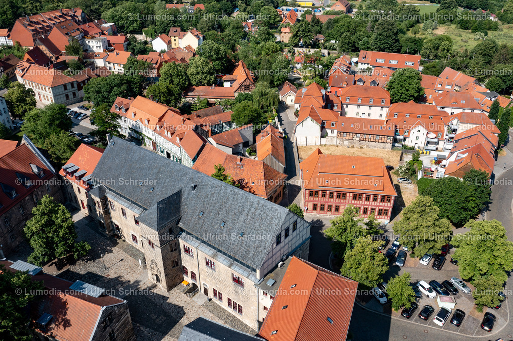 10049-51648 - Luftbild Halberstadt | Stockfoto und Bilderpool mit Bildmaterial aus Deutschland, dem Harz, Halberstadt, Quedlinburg, Wernigerode und weltweit. Qualitativ hochwertige und professionelle Fotos anschauen und kaufen. - Realisiert mit Pictrs.com