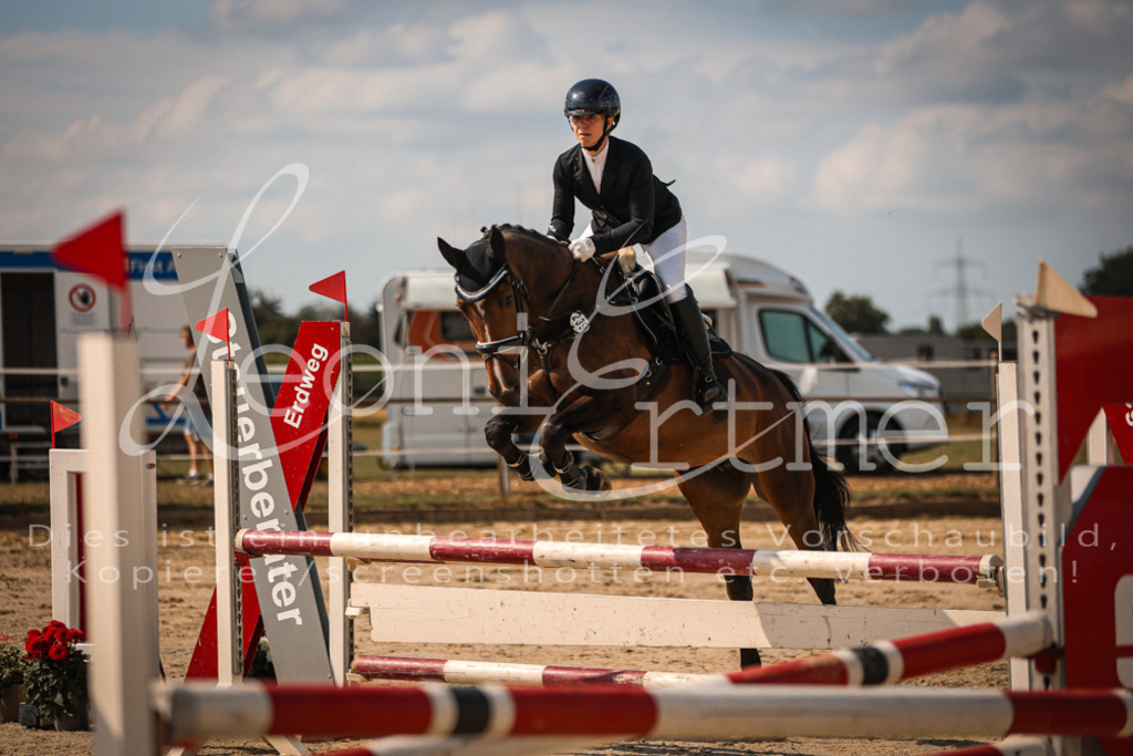 24.FrSpA00195 | Leoni Ertmer Photography - Realisiert mit Pictrs.com