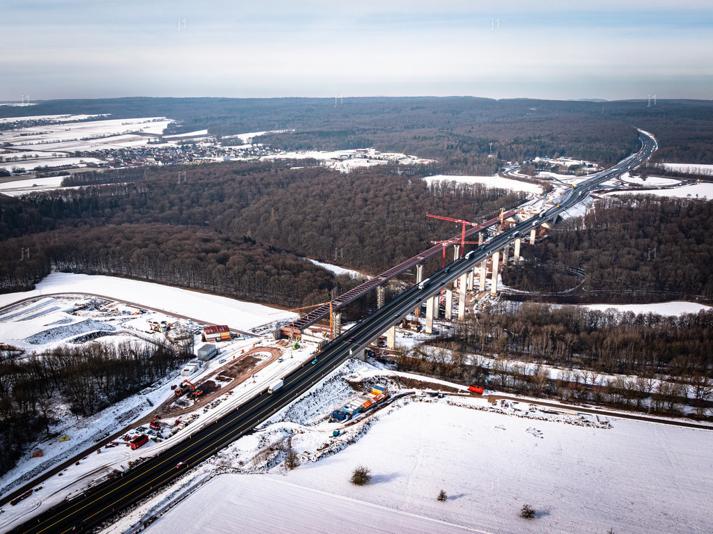 2026-02-04_Oberthulba_061 | Luftbild, Drohne, Multicopter, Bayern, Luftbilder, Luftbildshop, Jan R. Schäfer, aerialphotography, Abzüge, Luftaufnahmen, J1-Luftbild, J1-Fotografie und Luftbildservice, Würzburg, fineart, Abzüge, Drucke, Glasdruck - Realisiert mit Pictrs.com