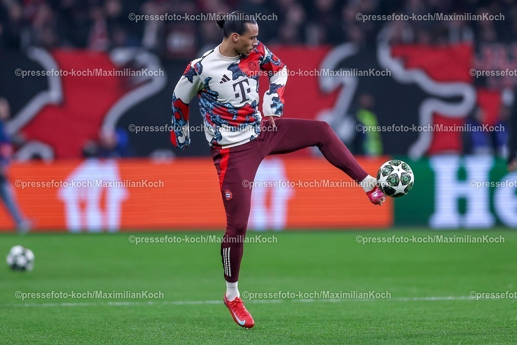 UCL11032502216 | 11.03.2025, Fußball, UEFA Champions League, Bayer 04 Leverkusen - FC Bayern München, Achtelfinale Rückspiel, BayArena, Saison 2024 2025: Leroy Sane (FC Bayern #10)DFB regulations prohibit any use of photographs as image sequences and or quasi-video.