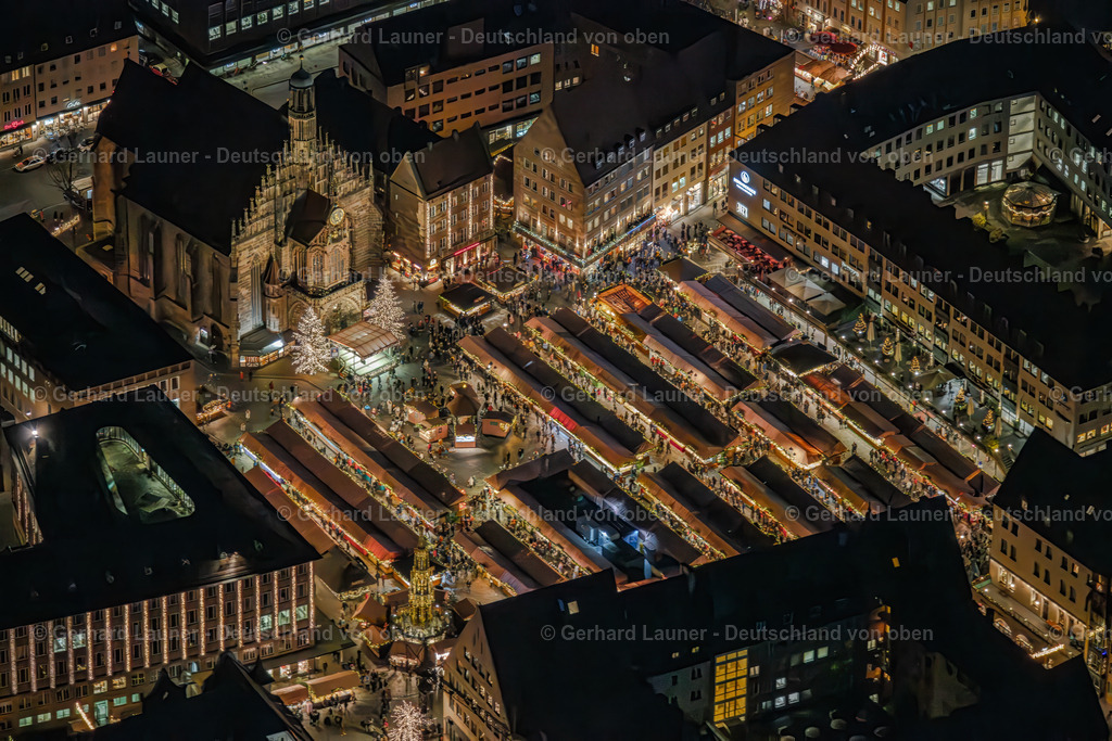 3905795 | Christkindlesmarkt auf dem Hauptmarkt, Nürnberg
