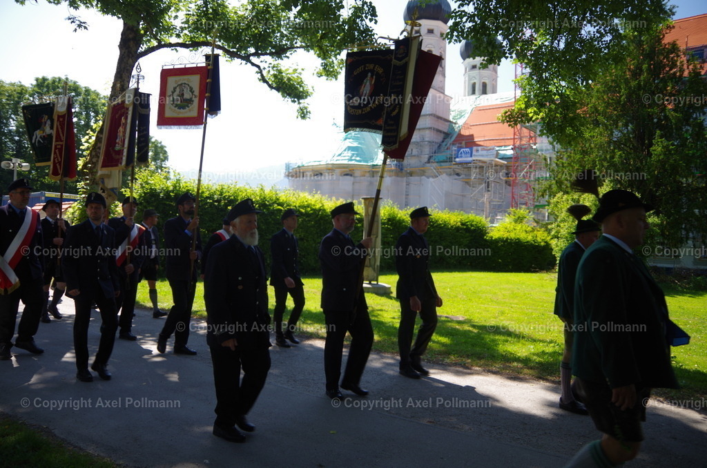 IMGP6545 | fotografiert von Axel PollmannLeonhardi Wallfahrt Benediktbeuern und Murnau, Fronleichnam, Fasching, Landschaft im Loisachtal und Benediktbeuern  - Realisiert mit Pictrs.com