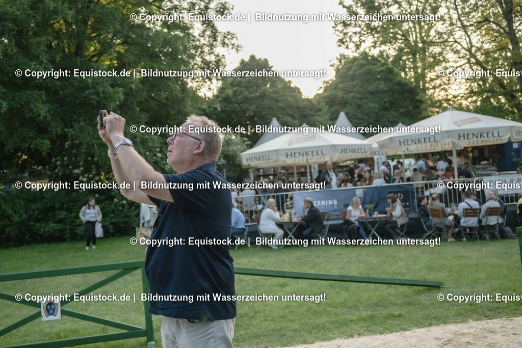 ZFC_4169 | equistock