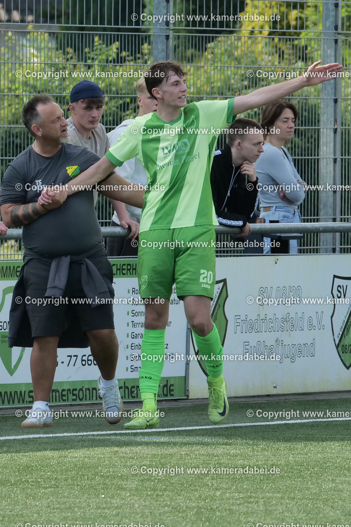 Fußball : Bezirksliga : SV 08/29 Friedrichsfeld - Borusia Veen am 10.05.2026 in Voerde Friedrichsfeld | Fußball : Bezirksliga : SV 08/29 Friedrichsfeld - Borusia Veen am 10.05.2026 in Voerde Friedrichsfeld - Realisiert mit Pictrs.com