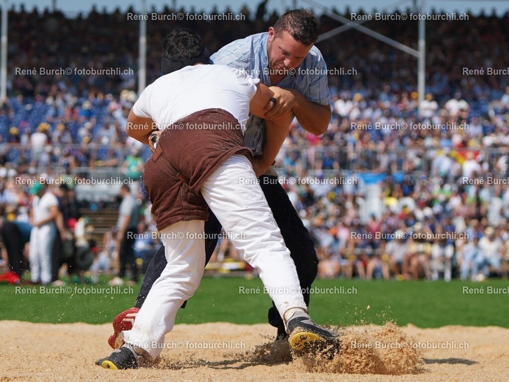 93 | René Burch leidenschaftlicher Fotograf aus Kerns in Obwalden.  Hier finden sie Sport, Landschaft und Natur Fotografie.
 - Realisiert mit Pictrs.com