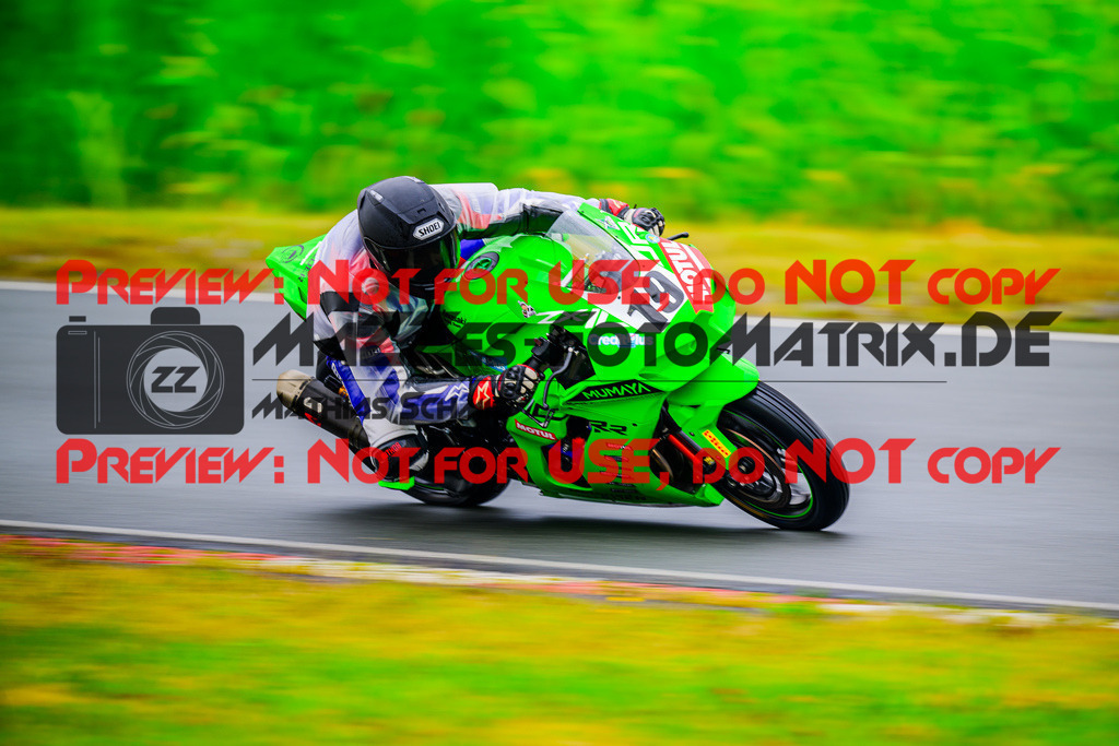 MaZZes_FotoMatrix_240727_6007705_8844 | STK