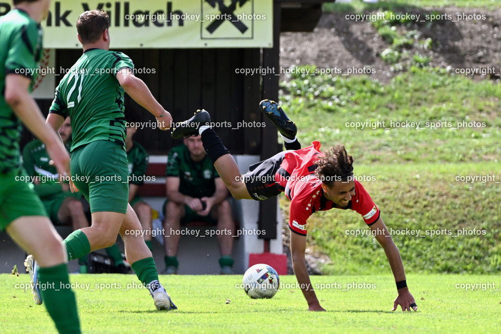 ATUS Nötsch vs. SC Landskron | #12 Saif Moussa ATUS Nötsch,  Flugeinlage, #21 Fabio Gödel SC Landskron, ATUS Nötsch vs. SC Landskron, ATUS Nötsch vs. SC Landskron am 26.07.2025 in Nötsch (Dobratsch Arena), Austria, (Photo by Bernd Stefan)