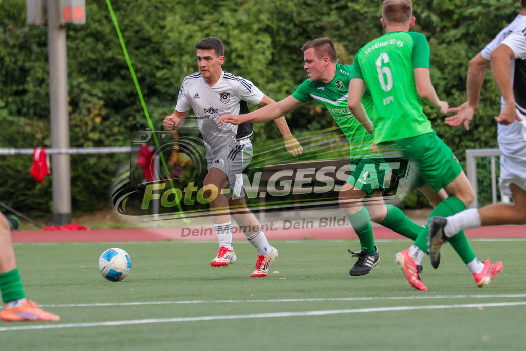 SC Bünde - TuS Bexterhagen | Auf dem Bild zu sehen: grün SC Bünde: ; weiß TuS Bexterhagen:  SC Bünde, TuS Bexterhagen, Saison 26/27, Testspiel, Hunnebrock, Deutschland - Realisiert mit Pictrs.com