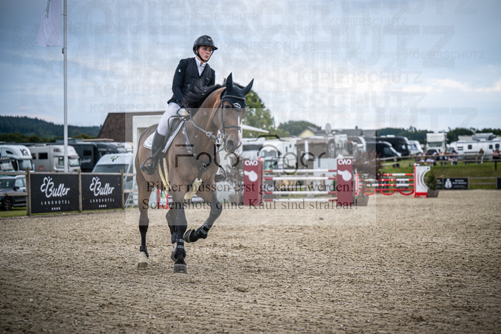 DOS_6219 | Entdecke hochwertige Reitturnierfotos von Foto Oger. Professionell, emotional und authentisch – jetzt Lieblingsmomente im Shop bestellen.Deutschlandweite Turnierfotografie. - Realisiert mit Pictrs.com