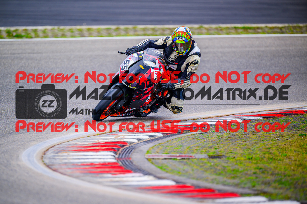 MaZZes_FotoMatrix_240910_6007705_5511 | GELB