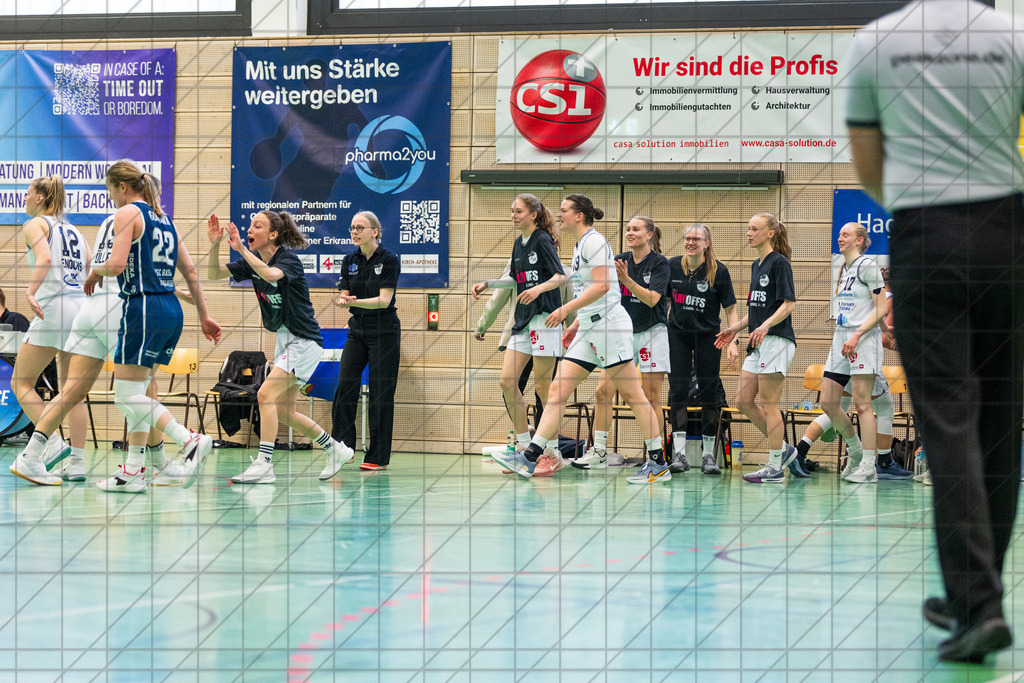 2. DBBL Nord 25/26 | PlayOff 1/4-Finale Spiel 1 | BBC Osnabrück vs. USC Bascats Heidelberg | 19.04.26: 2. DBBL Nord 25/26 | PlayOff 1/4-Finale Spiel 1 | BBC Osnabrück vs. USC Bascats Heidelberg / Osnabrück / Deutschland  //   CREDIT:www.bullenfotos.de, Martin König, Hörner Weg 40, D-49078 Osnabrück, +4917663732967 // Nutzung und Weitergabe nur zu den vereinbarten Zwecken. Presseanfragen an Ersteller. Alle Rechte beim Ersteller. Honorierung nach MFM. - Realisiert mit Pictrs.com