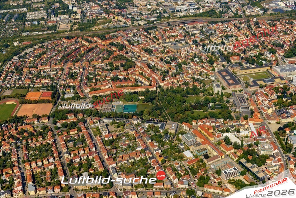 Luftbild Vs Google Maps  Stadtpark  Weimar -Das Luftbild wurde 2025 vom UL-Flugzeug heraus erstellt ( keine Drohnenluftbilder ) - Hochauflösende Luftaufnahme -Nicht vergleichbar mit Google Maps oder Satelittenbilder- Die Geschenkidee !Mit Lizenz und Bildrechte bestellbar