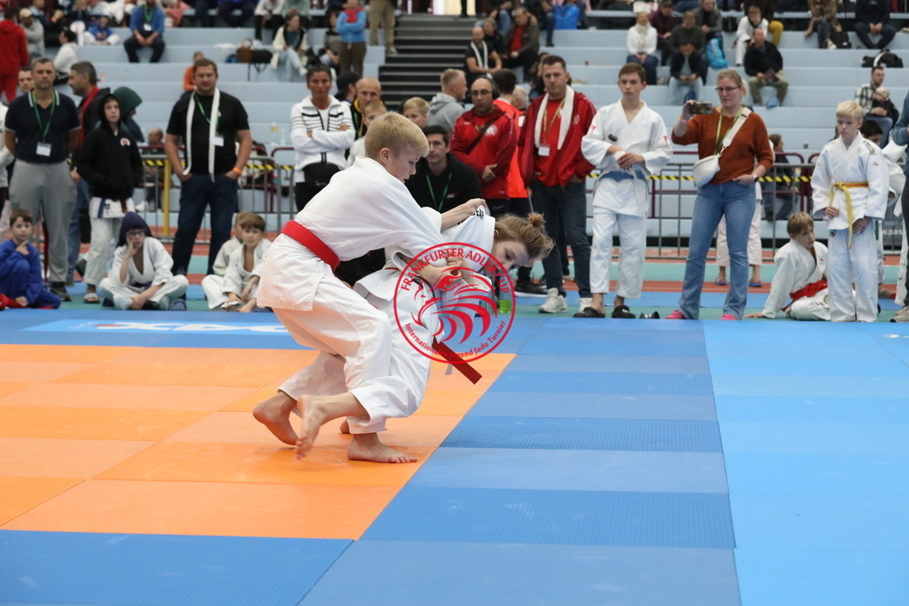 1J7A2837 | Fotos vom Adler Cup - Pictures from Adler Cup

Hier findet Ihr alle Eindrücke und großen Momente der Adler Cup Wochenenden. Here you will find all impressions and great moments of the Adler Cup weekends. - Realisiert mit Pictrs.com