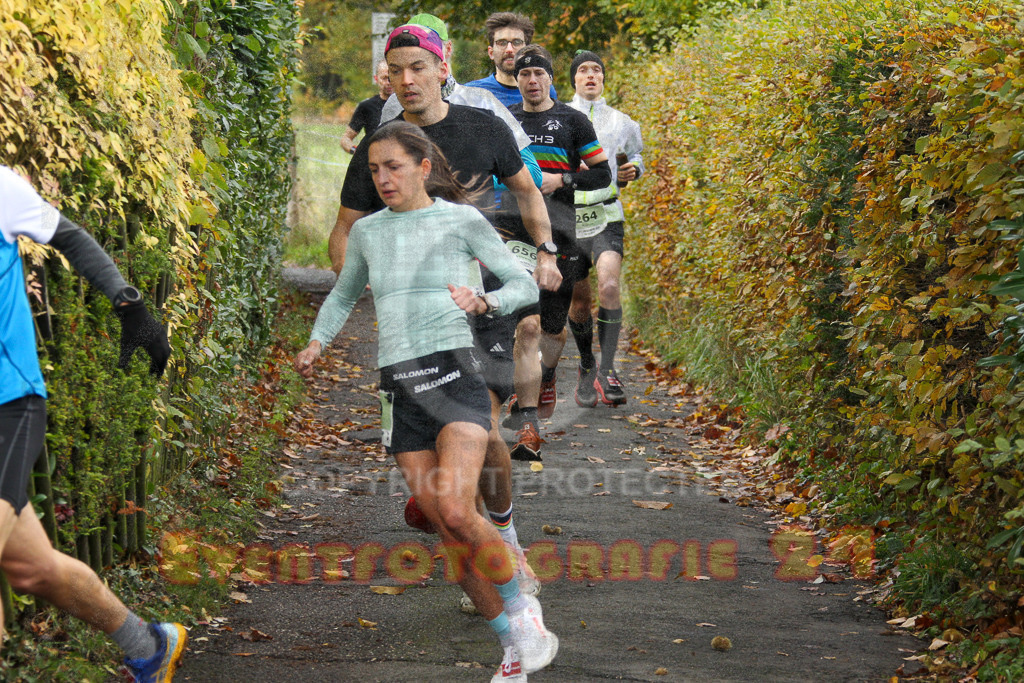 251026_1003_EV4_3880 | Sportfotografie im Rhein-Sieg Kreis, Köln, Bonn, NRW, Rheinland Pfalz, Hessen, etc. Unser Tätigkeitsfeld umfasst den Laufsport vom Volkslauf über den Marathon, Duathlon, Triathon bis zum Ultralauf wie Kölnpfad Ultra oder Schindertrail.