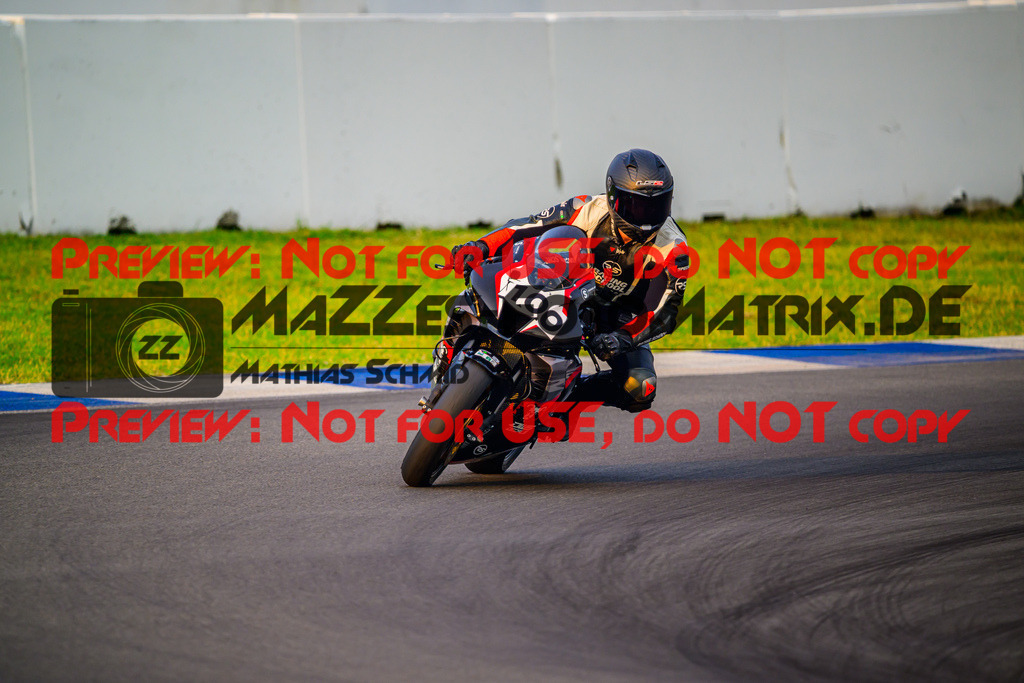 MaZZes_Fotomatrix_20250815_6007705_2694 | WEISS