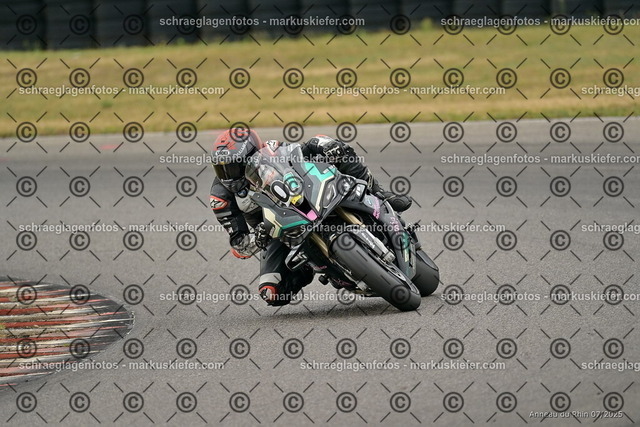 25bt05-1474 | markuskiefer.com - Realisiert mit Pictrs.com