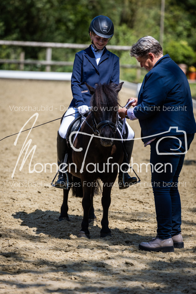 Donop24-RWB-023 | MomenTaufnahmen Pferdesportfotos