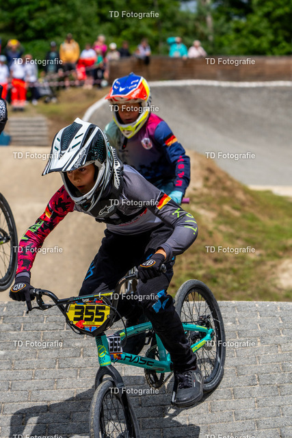 BayBMX2026-06600 | Fotogalerie von Thomas Dettweiler mit Eventbildern und lizenzfreien Fotos. Perfekt als Wandbild, für Büro, Website oder private Nutzung. - Realisiert mit Pictrs.com