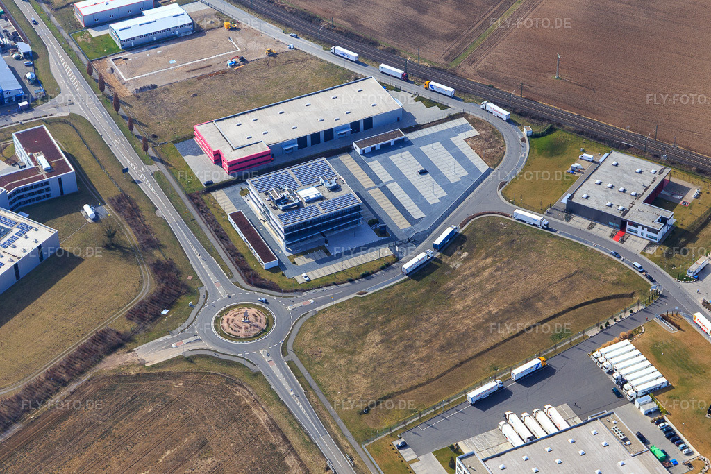 Luftbild: Industriegebiet Im Speyerer Tal mit ITK Engineering GmbH und Resinnovation GmbH in Rülzheim im Bundesland Rheinland-Pfalz in Deutschland. – Foto: IMG_097161.jpg vom 25.02.2017 durch Werner Riehm/FLY-FOTO.de – Auflösung des Originals: 5472 x 3648 px – ITK Engineering - Ihr Partner für Digital Engineering – der resinnovation GmbH - Wir sind das Kunstharz