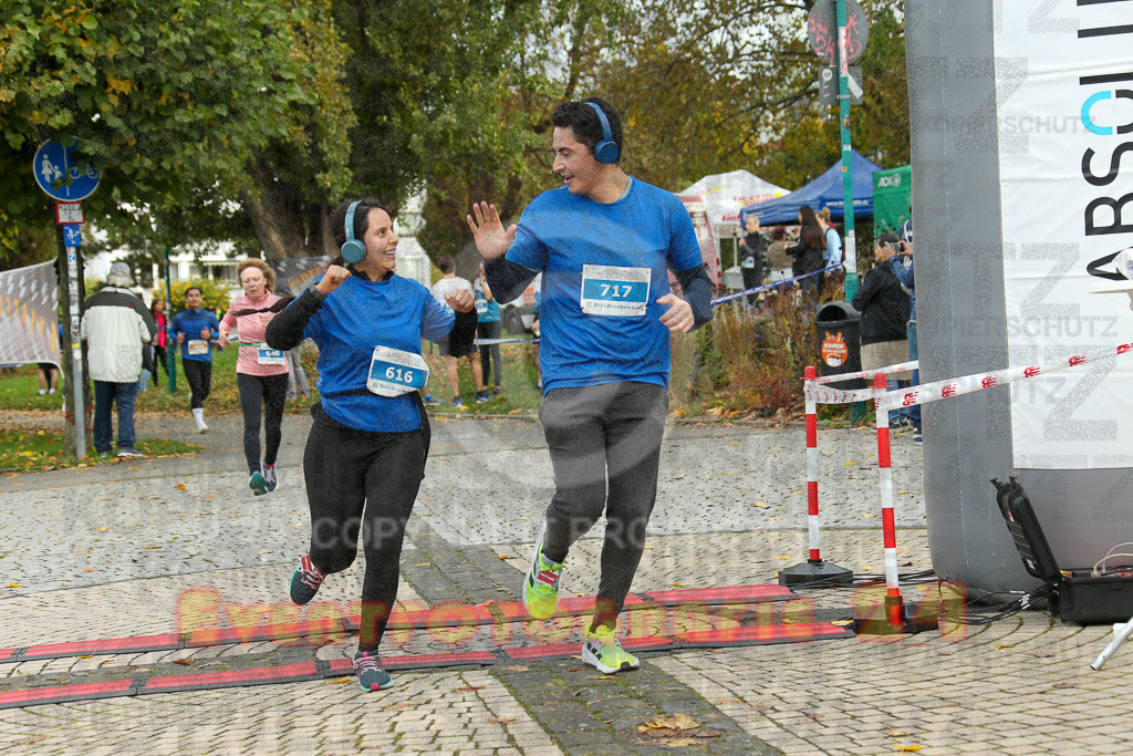 241020_1019_EX1_8736 | Sportfotografie im Rhein-Sieg Kreis, Köln, Bonn, NRW, Rheinland Pfalz, Hessen, etc. Unser Tätigkeitsfeld umfasst den Laufsport vom Volkslauf über den Marathon, Duathlon, Triathon bis zum Ultralauf wie Kölnpfad Ultra oder Schindertrail.