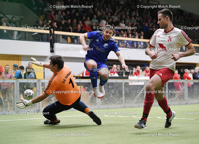 Hallenfussball; Stadtteilpokal Horb 2019/2020 | Hallenfussball; Stadtpokal Horb 2019/2020   02.01.202038. Turnier Ausrichter ASV NordstettenSG Ahldorf / Muehlen I - gegen SG Talheim IKai Sieb (Mitte, SG A/M) gegen Patrick Herr (li, SG Talheim)FOTO: ULMER PressebildagenturxxNOxMODELxRELEASExx