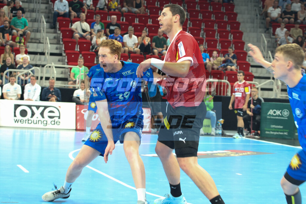 Bergischer HC - Füchse Berlin | Mijajlo Marsenic und Lukas Stutzke (links) - © Sportfoto-Sale (MK) - Realisiert mit Pictrs.com