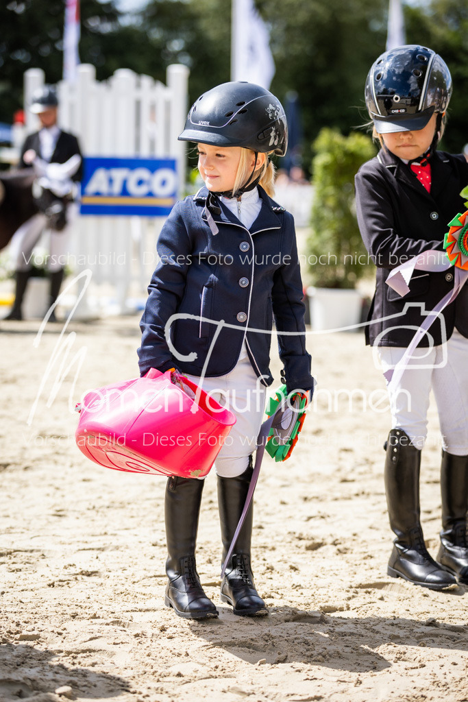 BHO-Führzügel1-040 | MomenTaufnahmen Pferdesportfotos