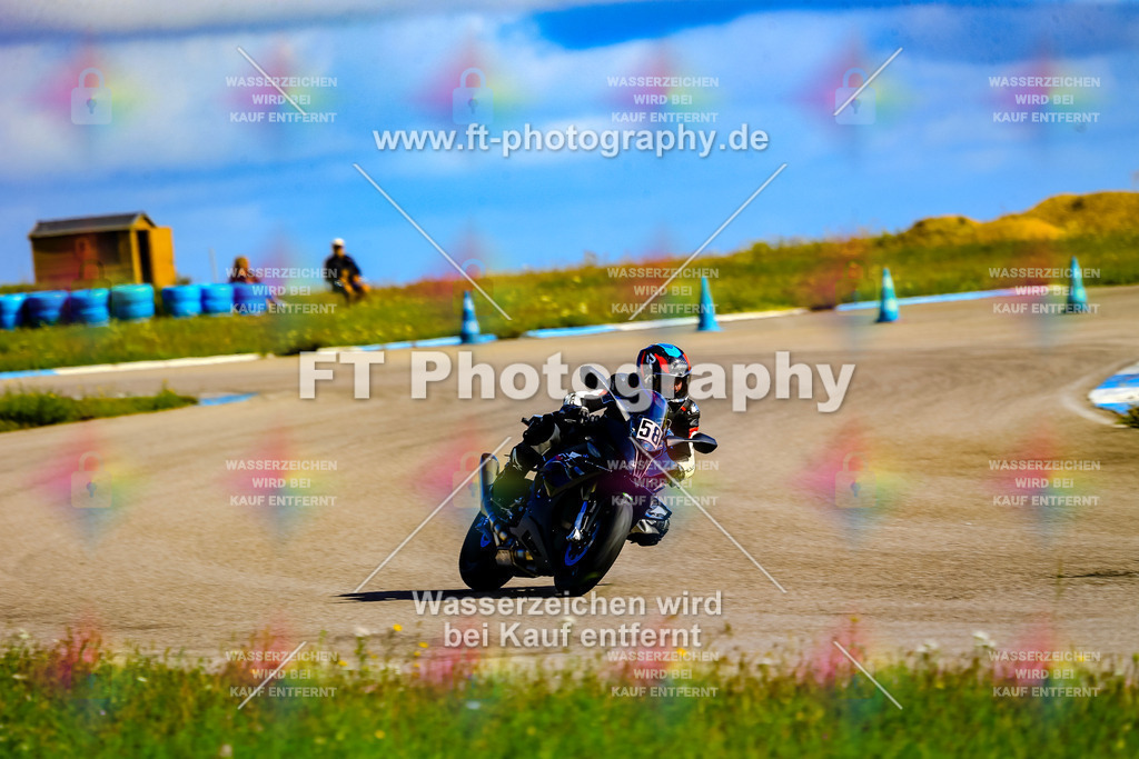 058-5167 | Hier findet Ihr Bilder von Touristenfahrten auf der Nürburgring Nordschleife oder von anderen Veranstaltungen die ich besucht habe. Viel Spass beim Durch Schauen 