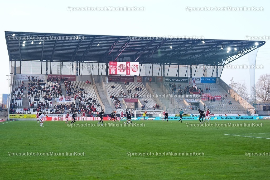 xYDRx24012601122 | 24.01.2026, xydrx, Fußball, 3.Liga, Rot-Weiss Essen - TSV Havelse, Saison 2025 2026, Stadion an der Hafenstraße: Übersichtsbild    DFB regulations prohibit any use of photographs as image sequences and or quasi-video. Photo: xYannisxDreimannxPressefotoKochx