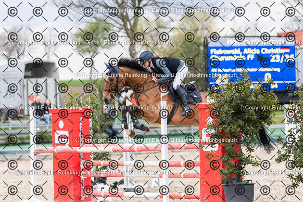 CL5A7575 | Emilia Reinking Fotografie - Realisiert mit Pictrs.com