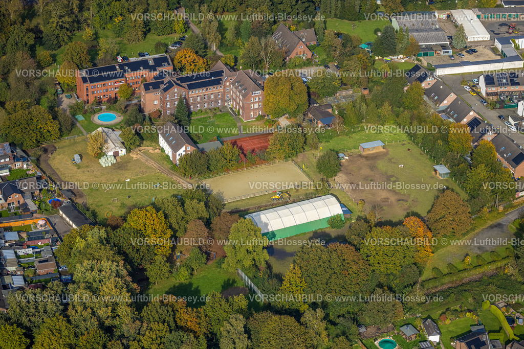 Neukirchen-Vluyn241013238 | Luftbild, Sonneck-Schule Förderschule, Pferde-Reitanlage, Neukirchen, Neukirchen-Vluyn, Ruhrgebiet, Nordrhein-Westfalen, Deutschland