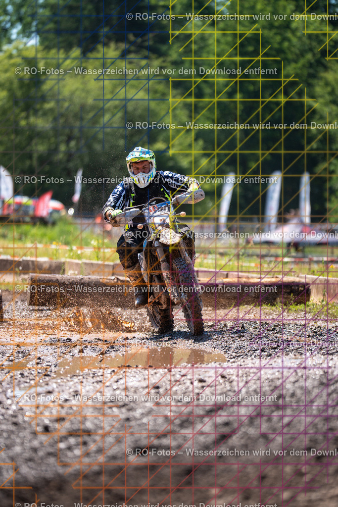 1 Lauf Schlüchtern IGE 2026-597 | Sportfotografie von RO-Fotos: Motorsport, Motocross, Enduro, Laufveranstaltungen und Triathlon. Professionelle Fotos von Sportlern und Events. - Realisiert mit Pictrs.com