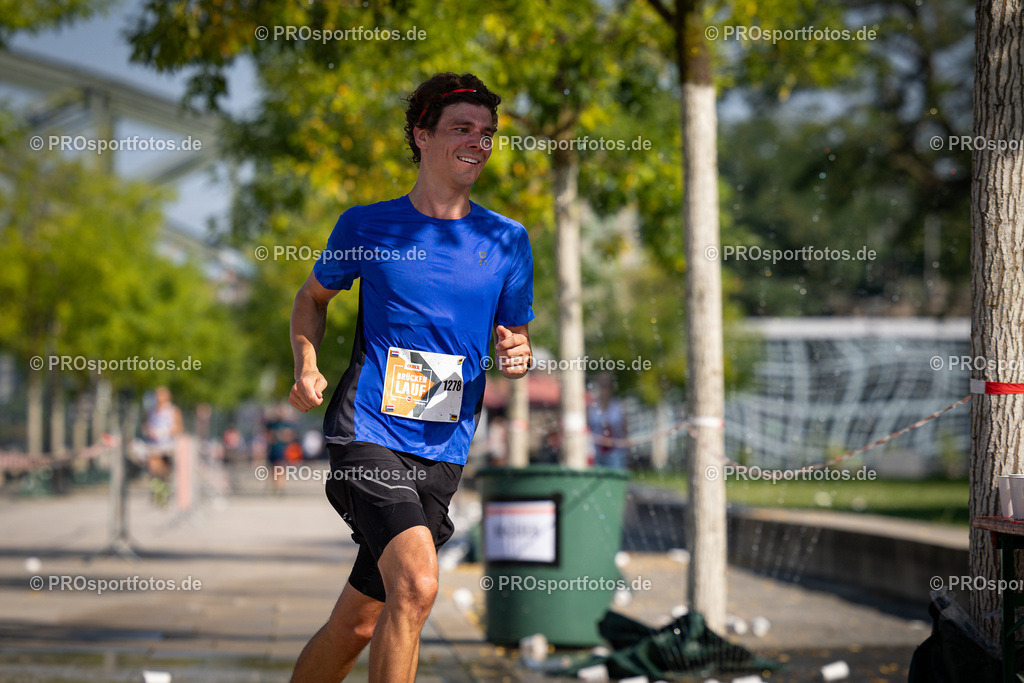 OBI Brueckenlauf des ASV Koeln; Koeln, 10.09.2023 | Impressionen vom OBI Brueckenlauf des ASV Koeln; Koelner Innenstadt, 10.09.2023. Foto: BEAUTIFUL SPORTS/Bernd Hoffmann 