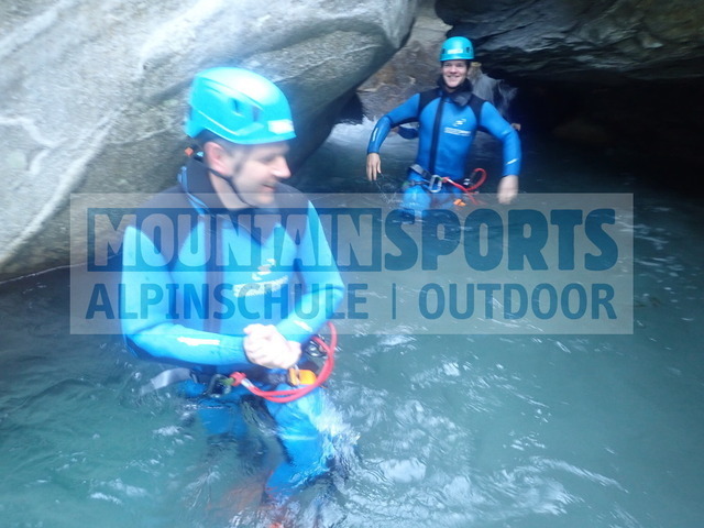 P1010004 | Bestelle die Bilder deines Berg- oder Wasser-Abenteuers mit Mountain Sports bequem von zu Hause aus direkt über unseren Online Fotoshop von pictrs.com. - Realisiert mit Pictrs.com