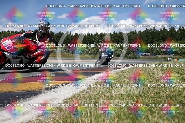 2016-07-01-PBK-4293 | Sportfotografie; SlowMotion; Video; Rennstrecke; Hafeneger; RSE; Speer; Trackday; Motorsportarena; Hockenheimring; Brno; Most; Barcelona; Valencia, Benny; Kaetzmer;