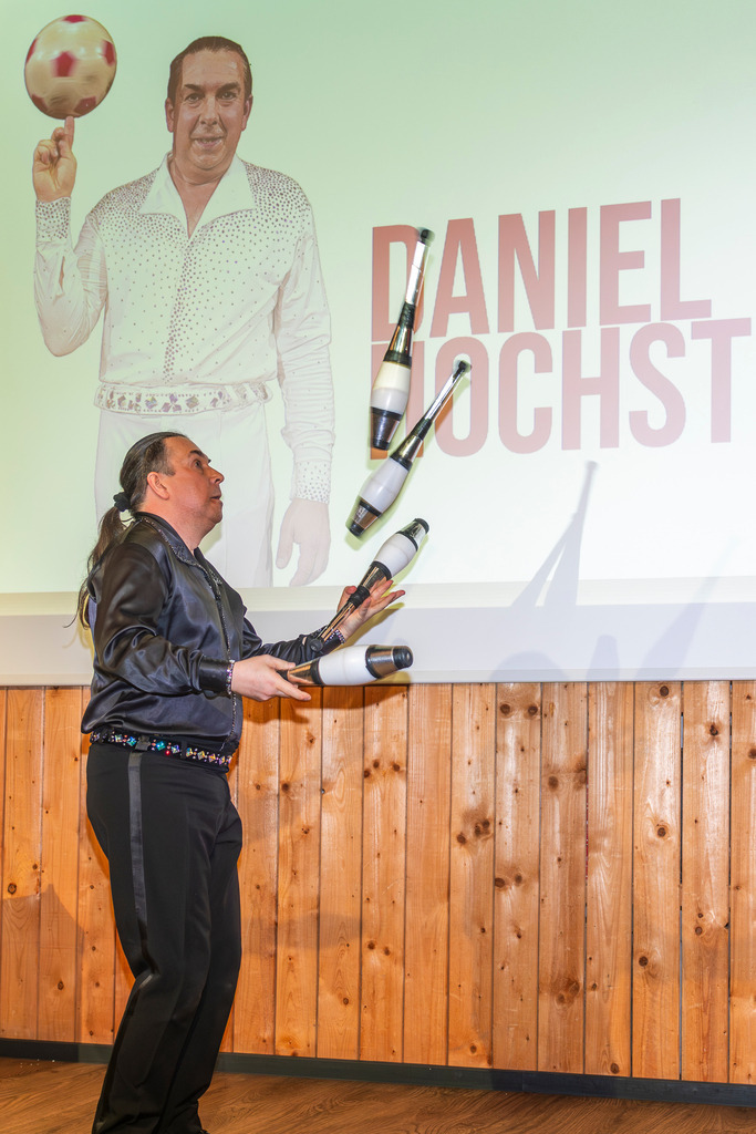 top-top.de 260306-086 | Foto, Video, Fotografie, Videografie, Fotobox, DJ, Discjockey, Musik, Musikbox, Veranstaltung, Photobooth, Amazon, Ebay, Buchtipp, Bestseller, Autor, Verlag, Buch, Wesel, Hamminkeln, NRW, Dinslaken, Rees, Drohne, Hochzeit, Party, Fotobox, Wesel, Fotograf