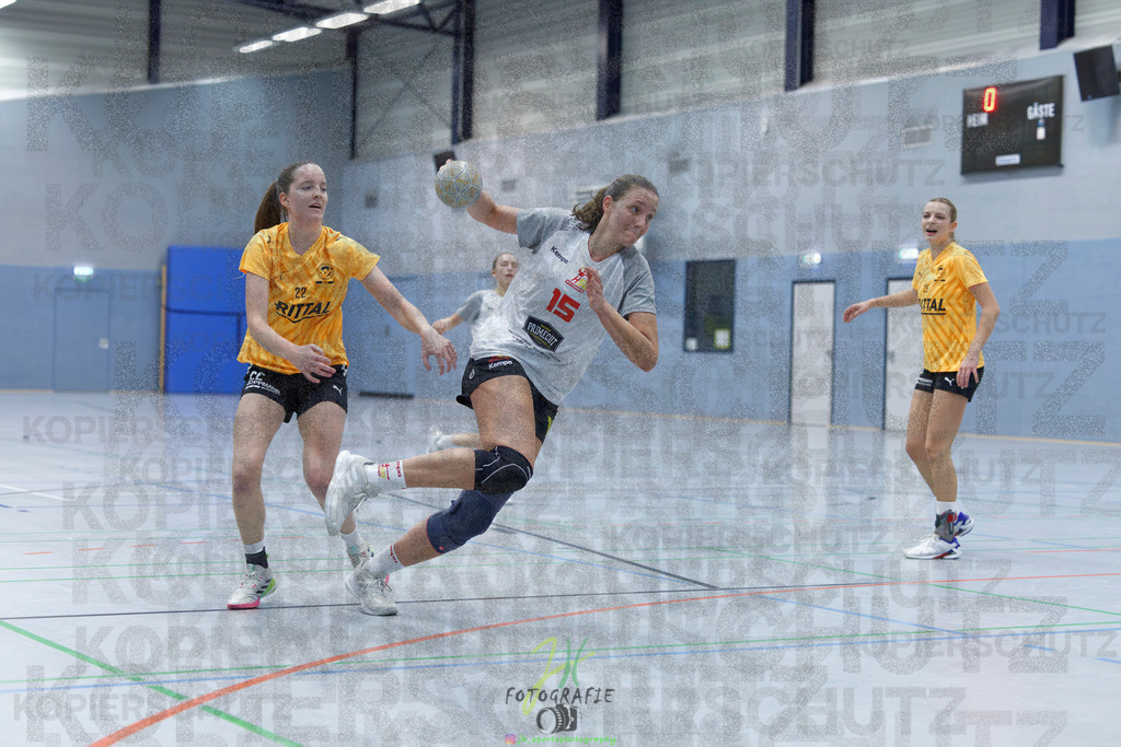 Frauen Oberliga Mitte (HHV); HSG Eibelshausen/Ewersbach - HSG Wettenberg II | Frauen Oberliga Mitte (HHV); HSG Eibelshausen/Ewersbach - HSG Wettenberg II am 13.12.2025 in Steinbrücken (Sporthalle am Hammerweiher)Photo © 2025 - Jörg Heinrich - Realisiert mit Pictrs.com
