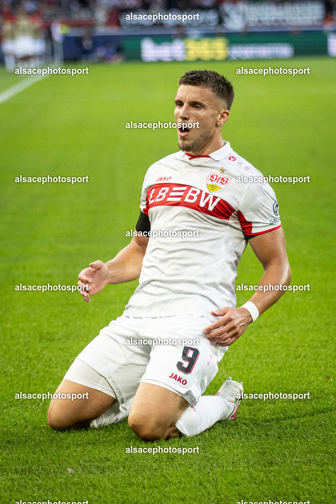 _B7A4785 | Stuttgart's Bosnian forward #09 Ermedin Demirovic celebrates scoring during the UEFA Champions League, League phase, football match between VfB Stuttgart and Viking in Stuttgart, southern Germany, on September 9, 2026. - Realisiert mit Pictrs.com