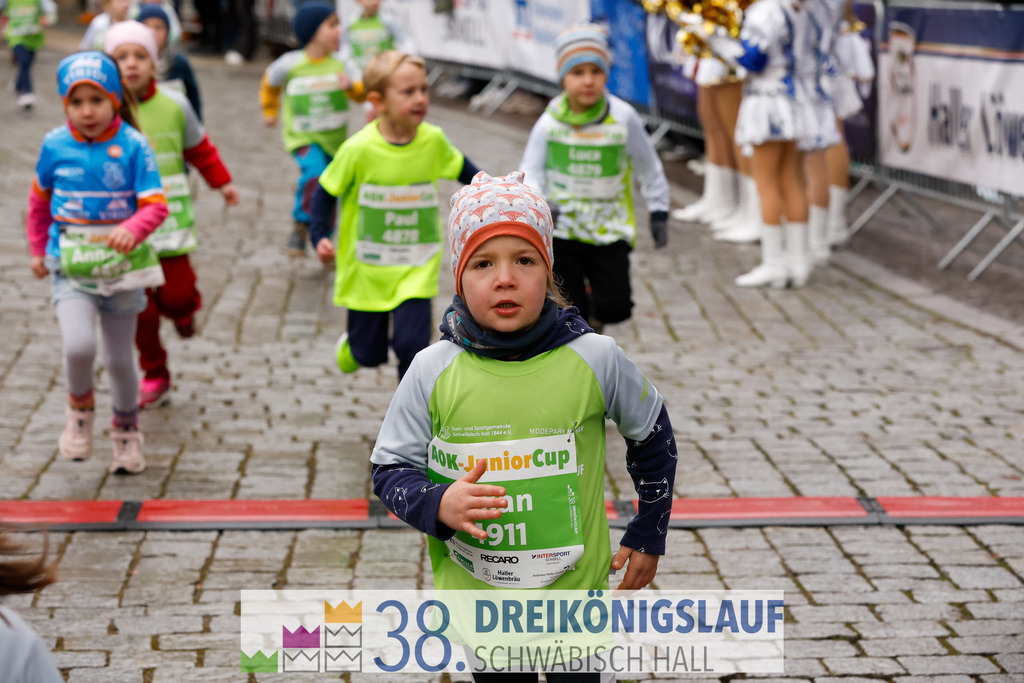 400m AOK Junior Cup | 3 Koenigslauf 2024 400m AOK Junior Cup - Realisiert mit Pictrs.com