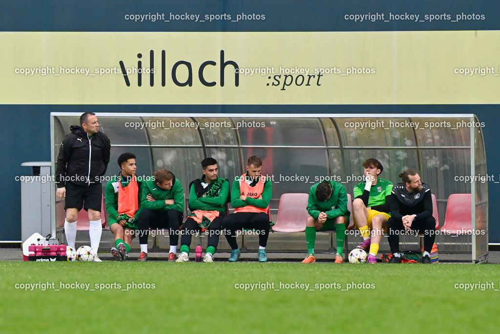 SC Landskron vs. SV St. Jakob  | Spielerbank SV Landskron, Tormanncoach SC Landskron Fahrudin Ducanovic, #6 Nico Armin El Hasnaoui SC Landskron, SC Landskron vs. SV St. Jakob , SC Landskron vs. SV St. Jakob  am 16.05.2024 in Villach (Sportpark Landskron), Austria, (Photo by Bernd Stefan)