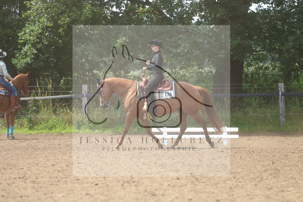 IMG_2549 | jessicahollubetz_pferdephotographie - Realisiert mit Pictrs.com